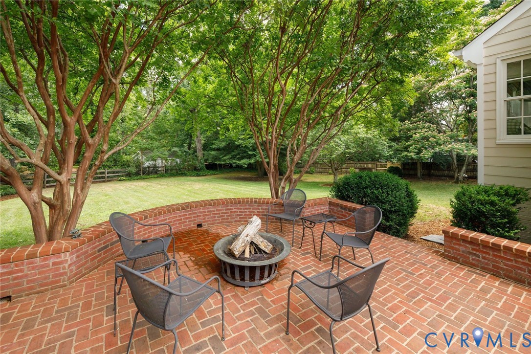 315 Sleepy Hollow Rd
