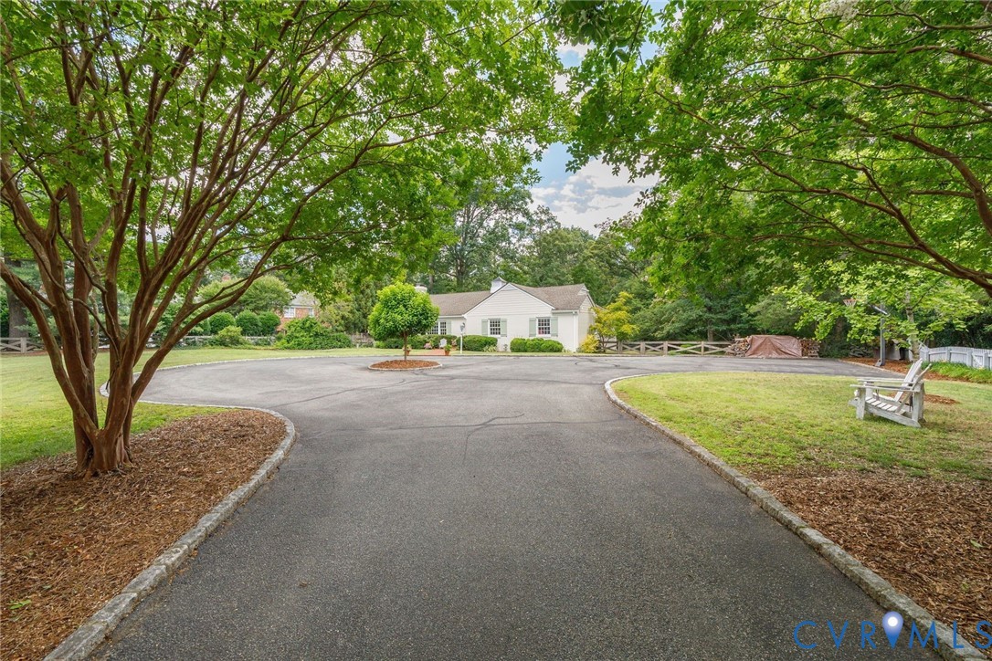 315 Sleepy Hollow Rd