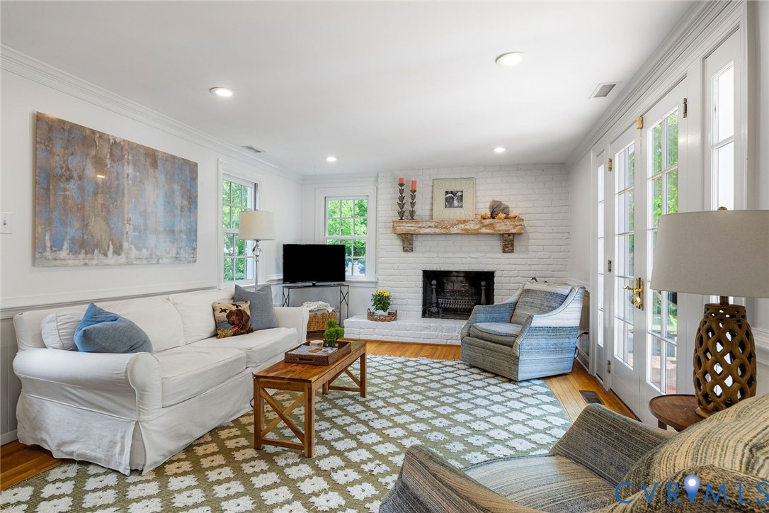 315 Sleepy Hollow Rd