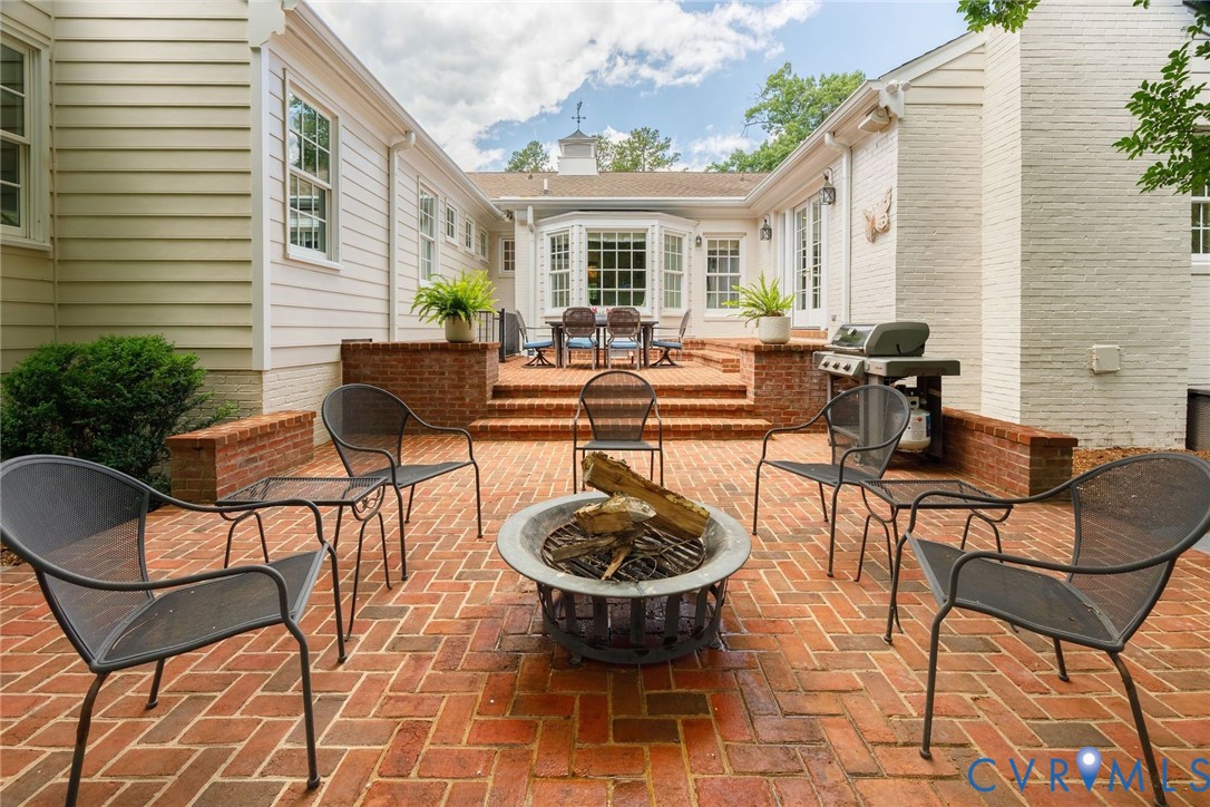 315 Sleepy Hollow Rd