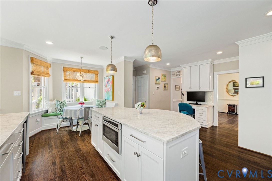 17 Bridgeway Rd