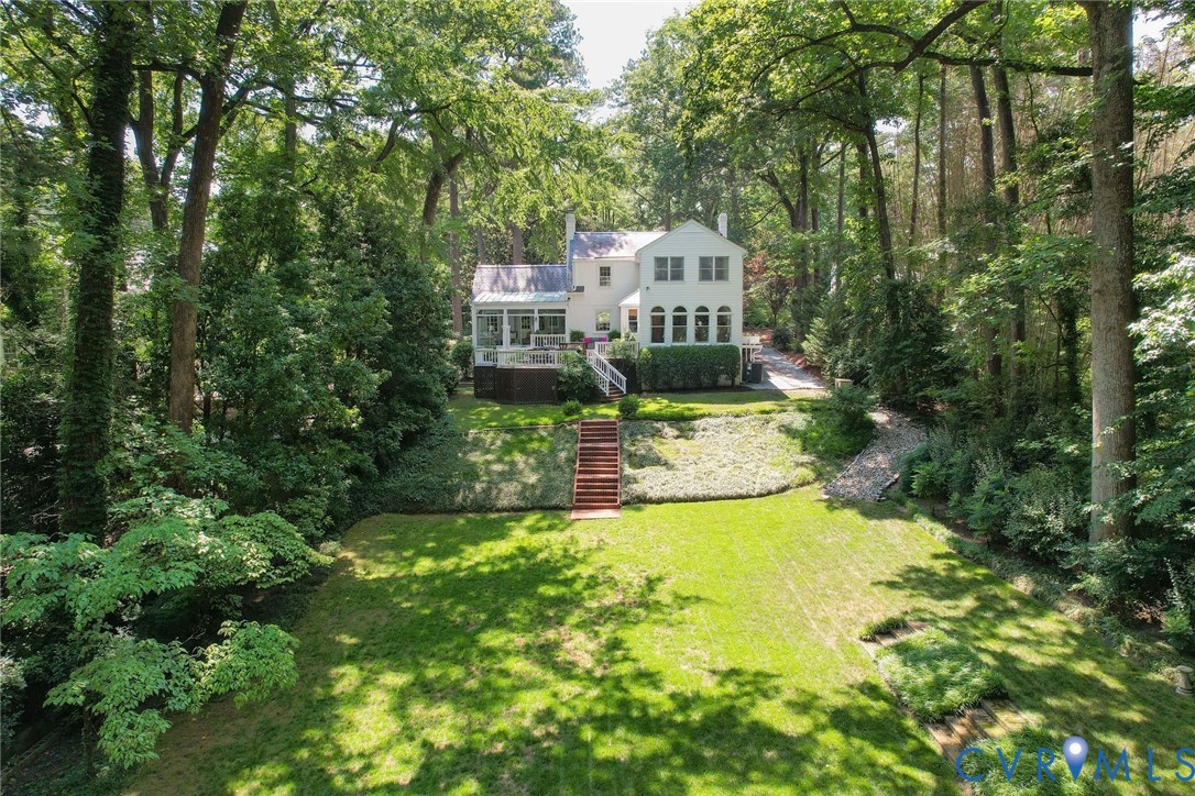 17 Bridgeway Rd