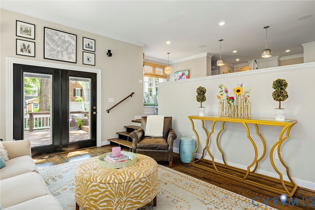 17 Bridgeway Rd