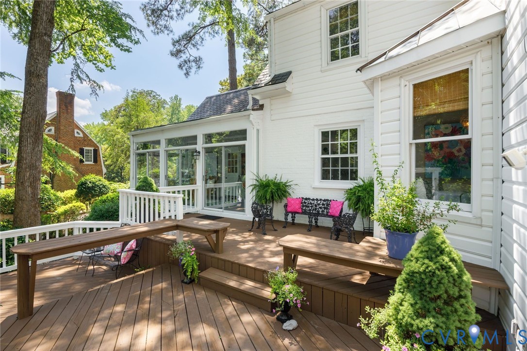 17 Bridgeway Rd
