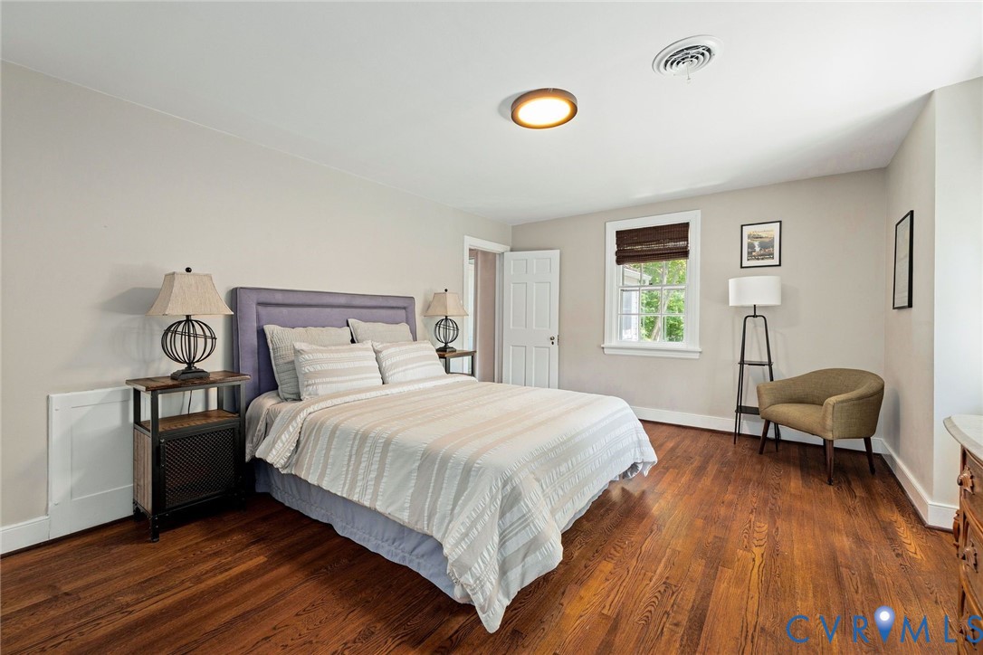 17 Bridgeway Rd