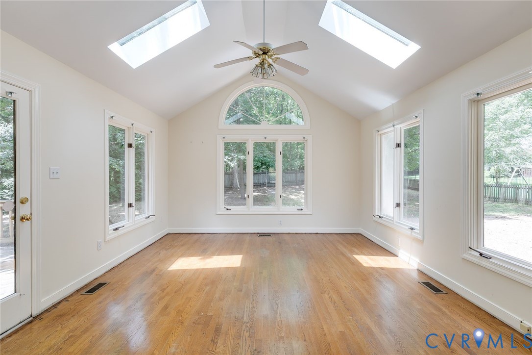 3704 Ivy Home Ct