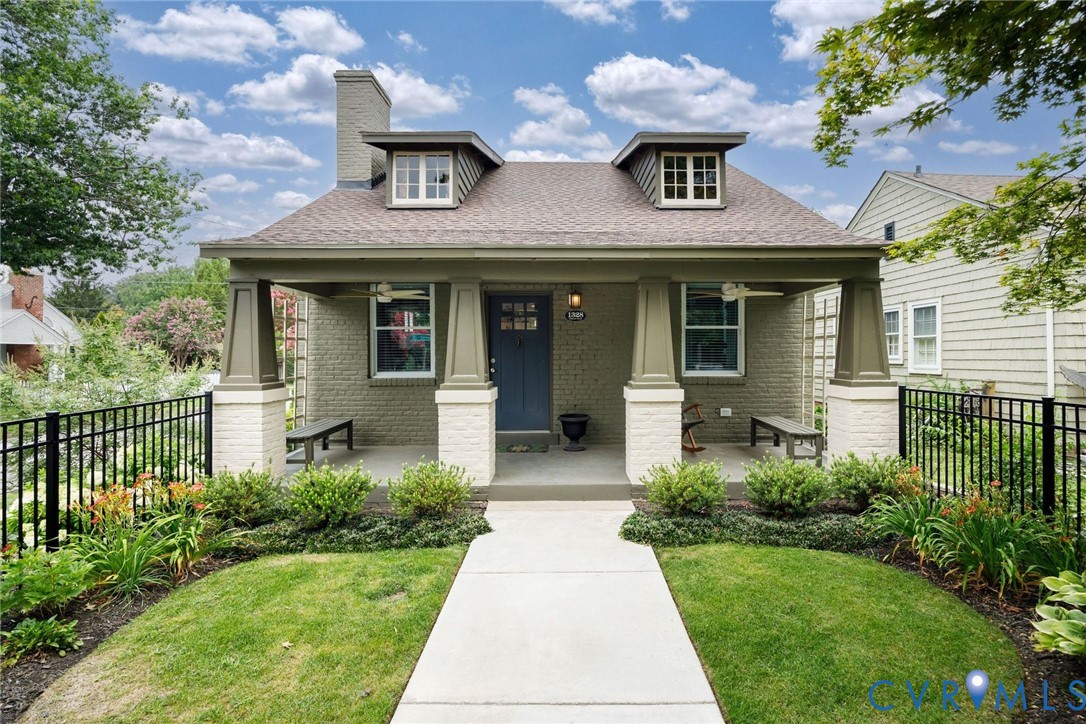 1328 Amherst Ave