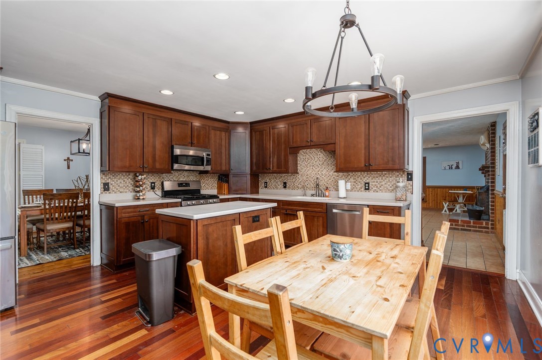 12289 Cedar Ln