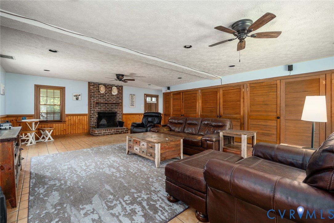 12289 Cedar Ln