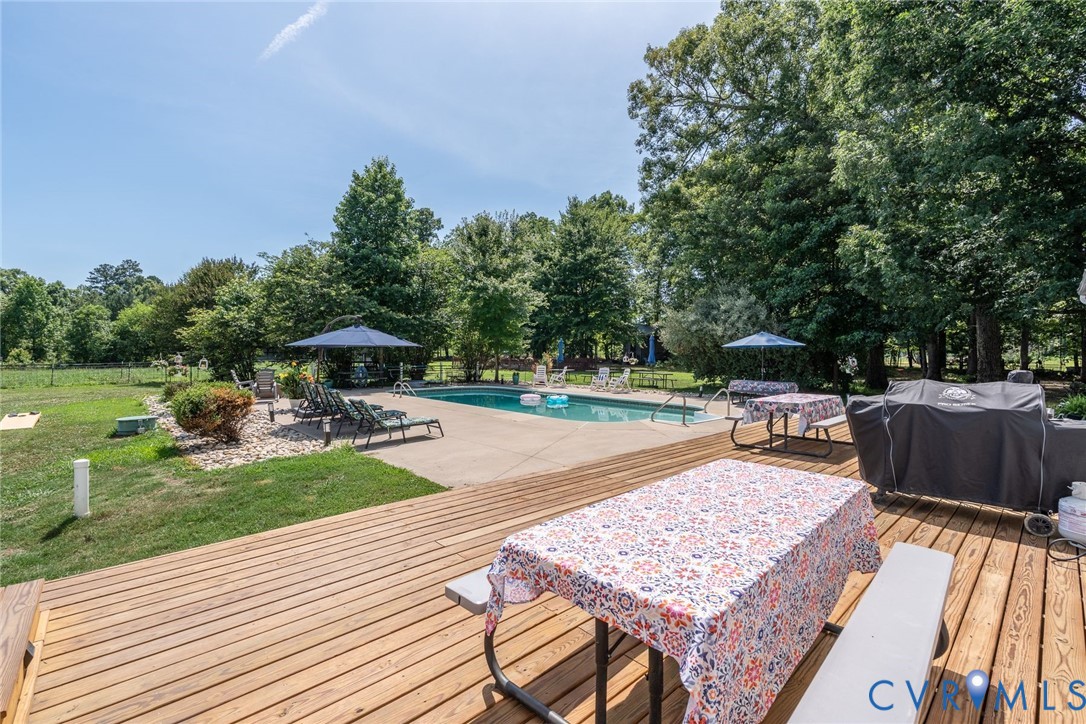 12289 Cedar Ln