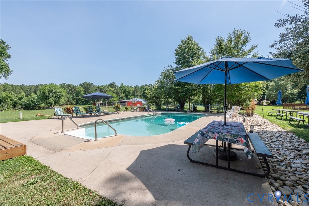 12289 Cedar Ln