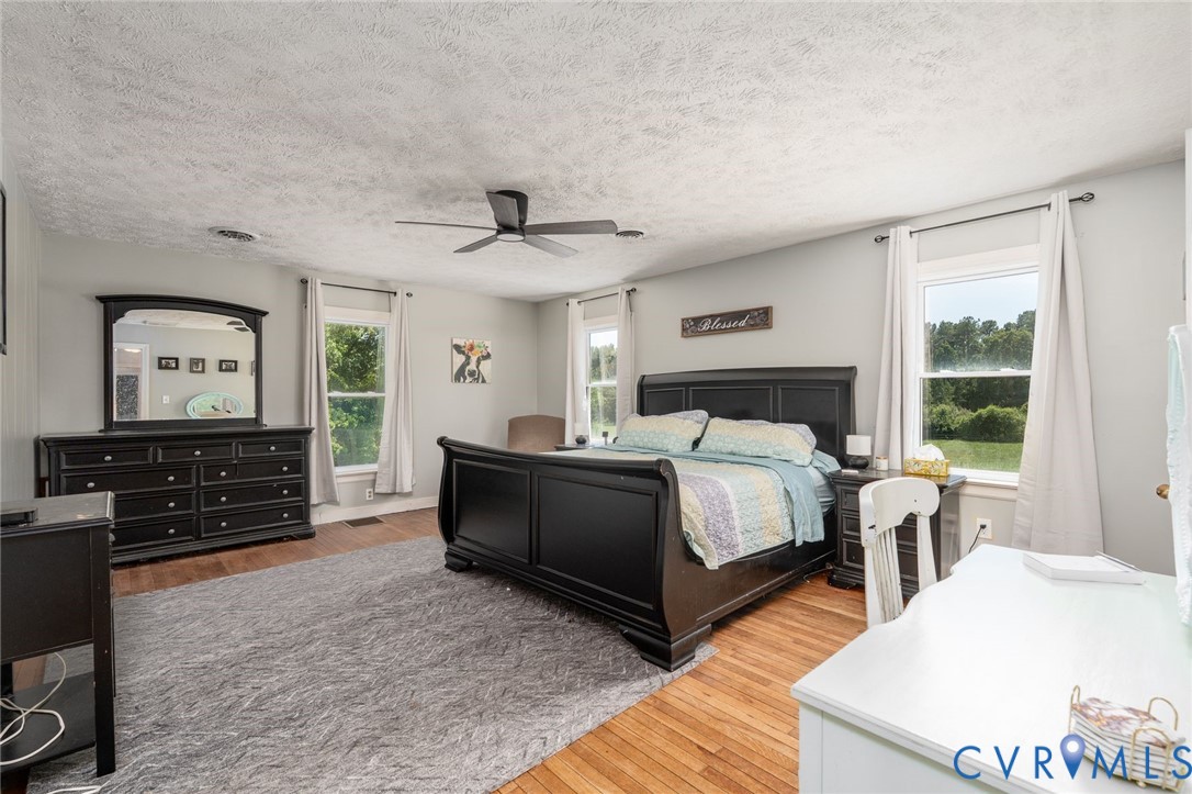 12289 Cedar Ln