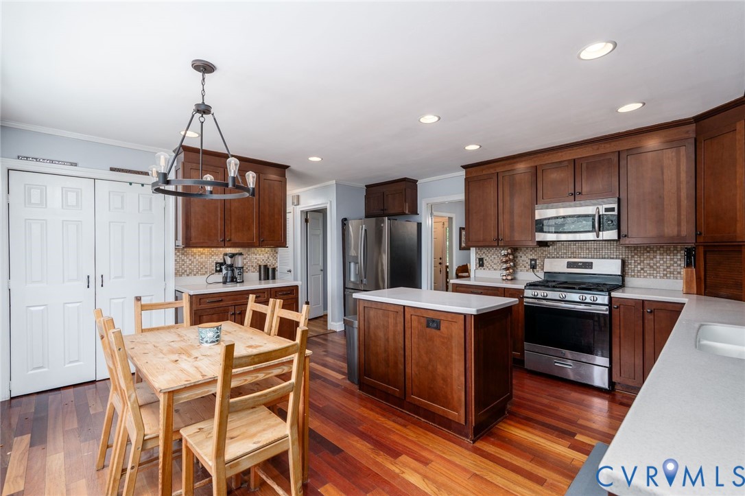 12289 Cedar Ln