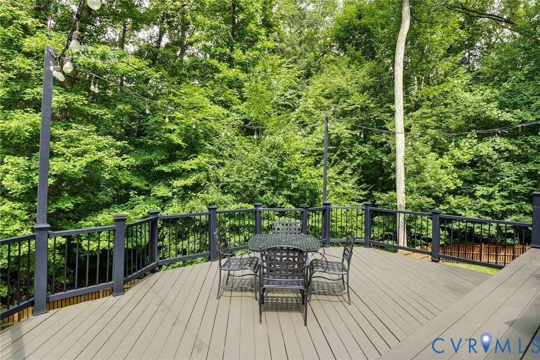 3911 Reeds Landing Cir