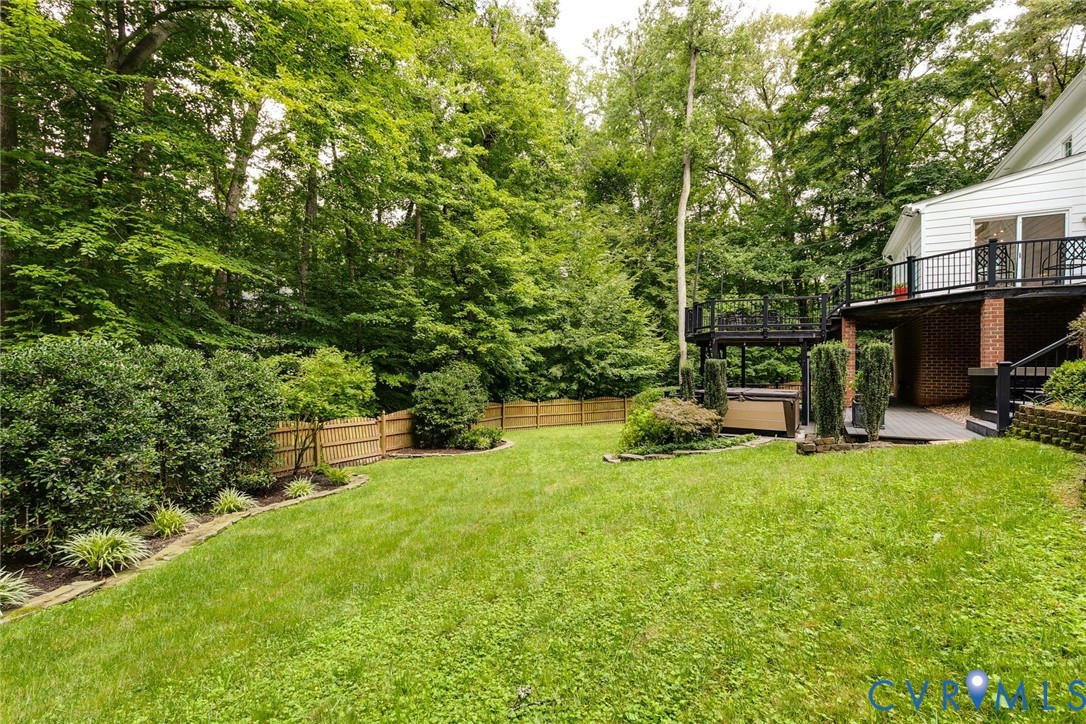 3911 Reeds Landing Cir