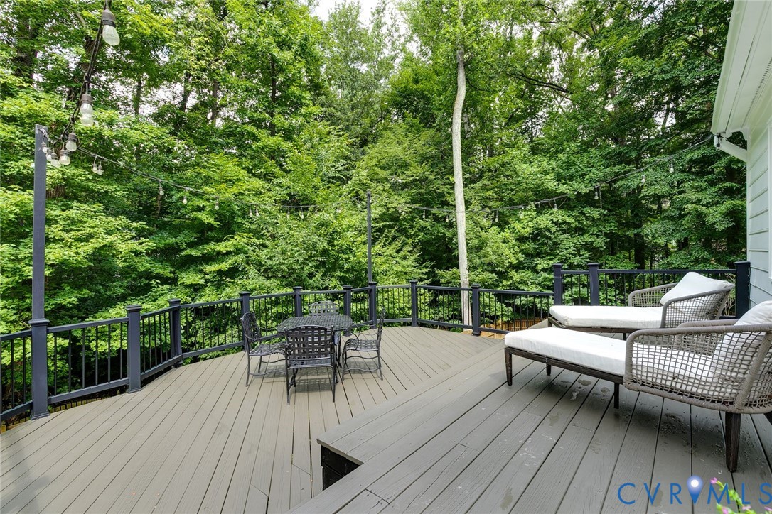 3911 Reeds Landing Cir