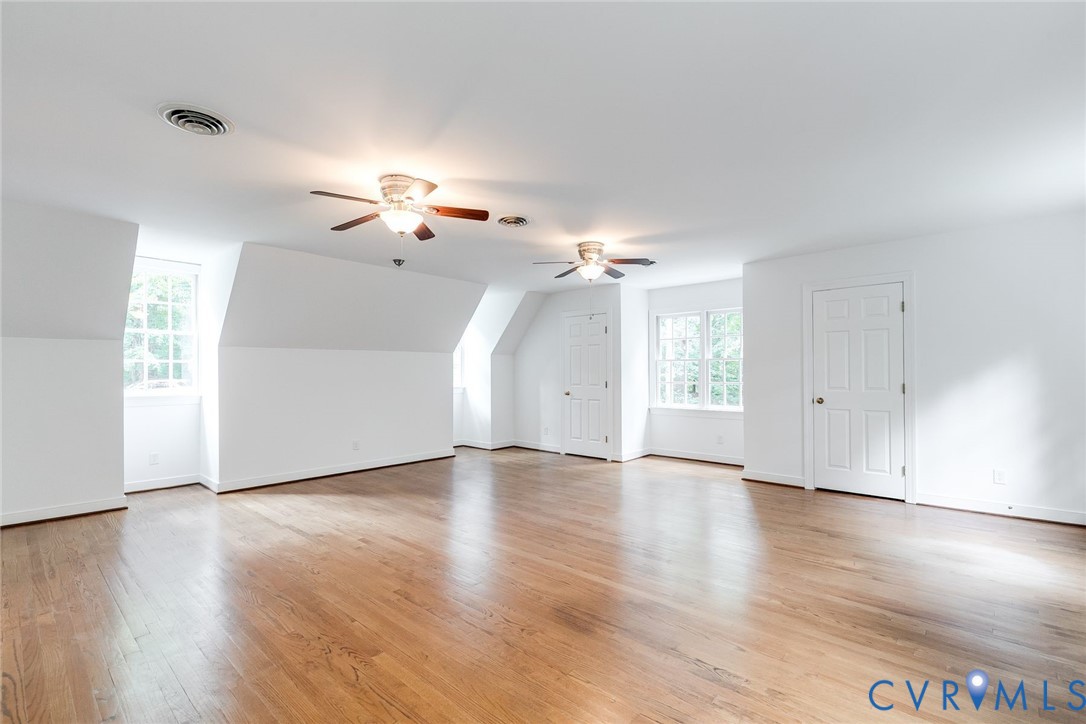 3911 Reeds Landing Cir