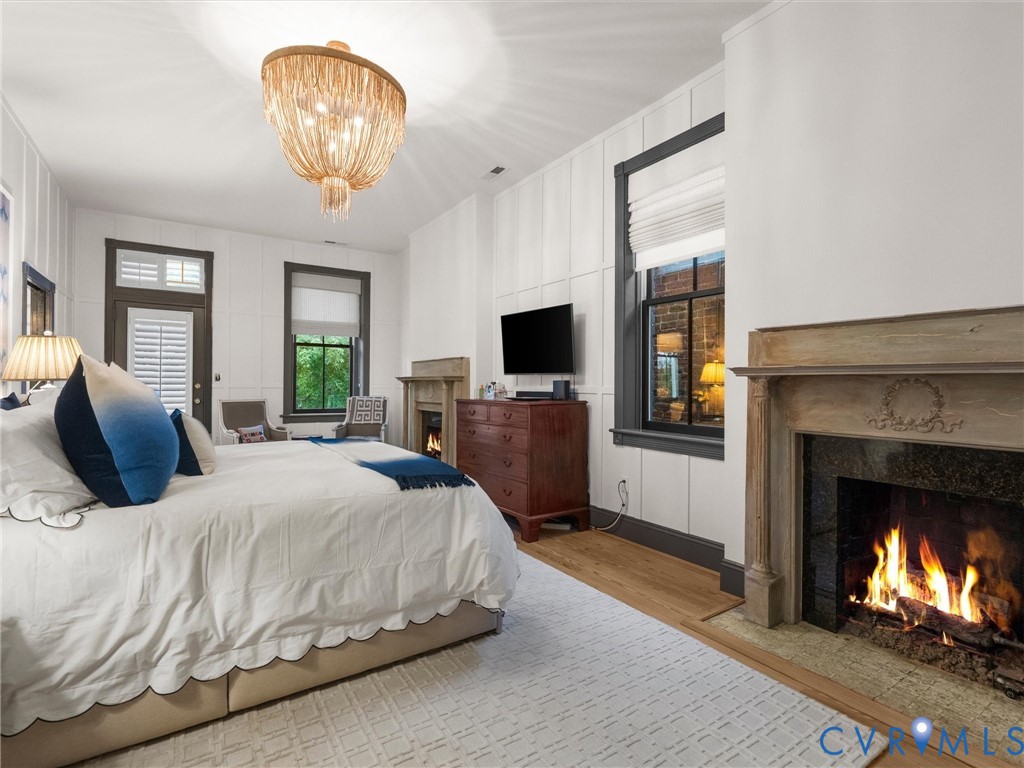 2242 Park Ave