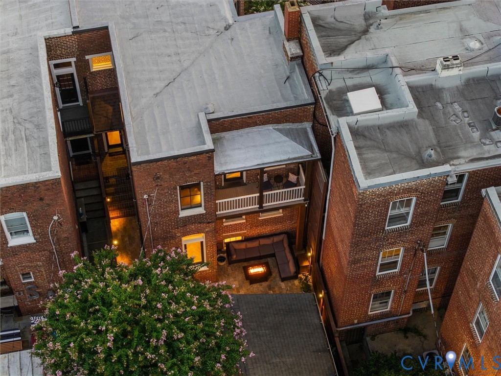 2242 Park Ave