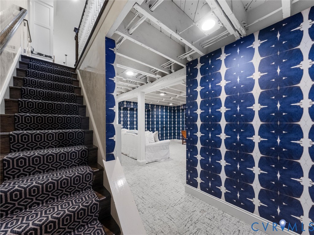 2242 Park Ave