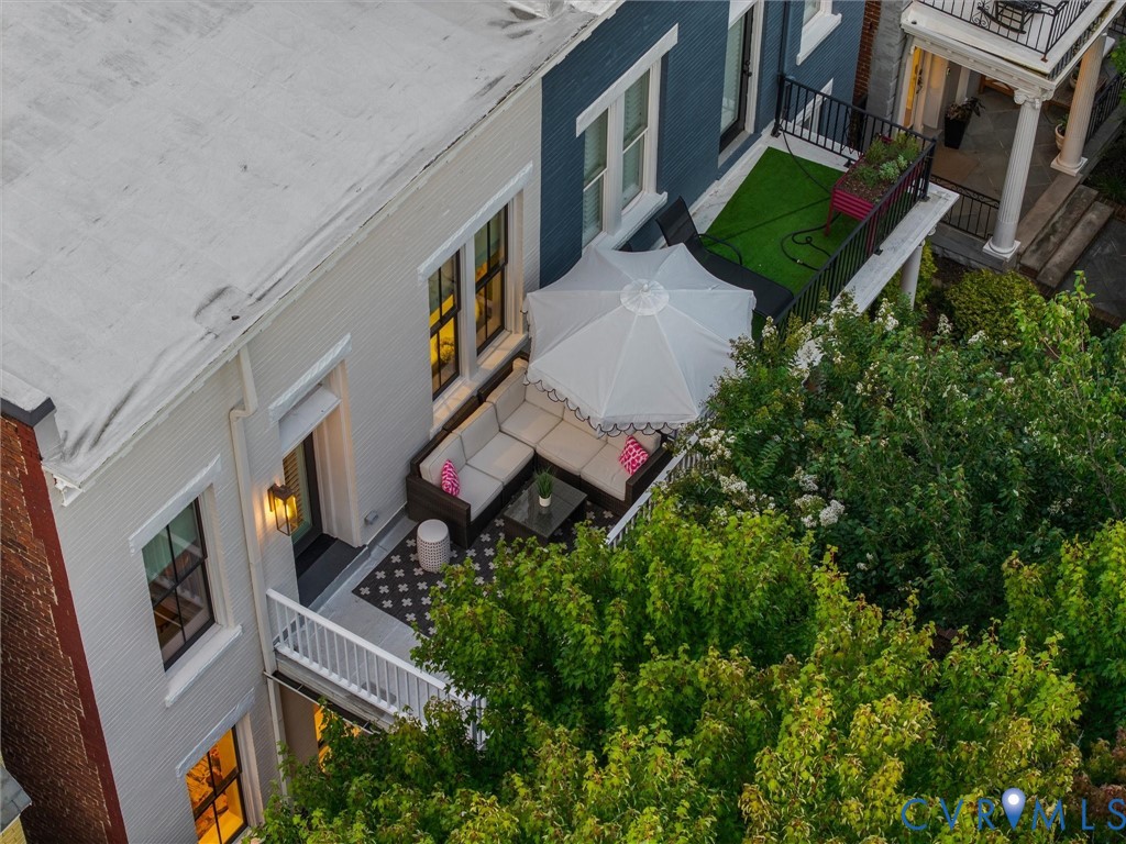 2242 Park Ave