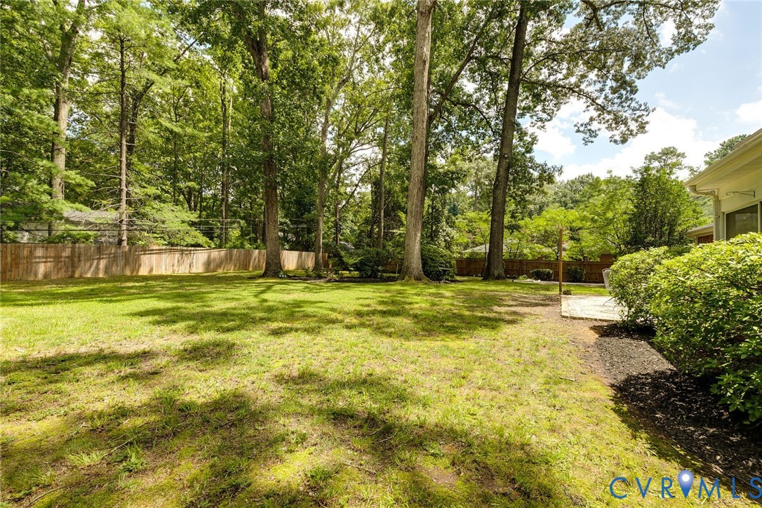 4021 Traylor Dr