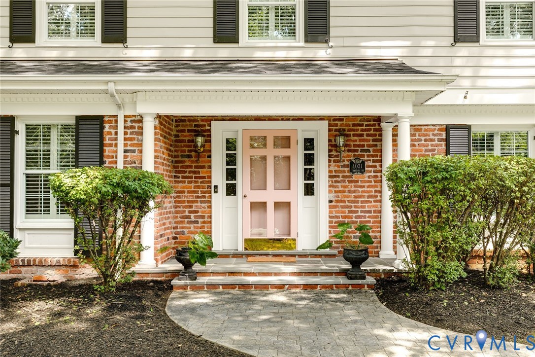 4021 Traylor Dr