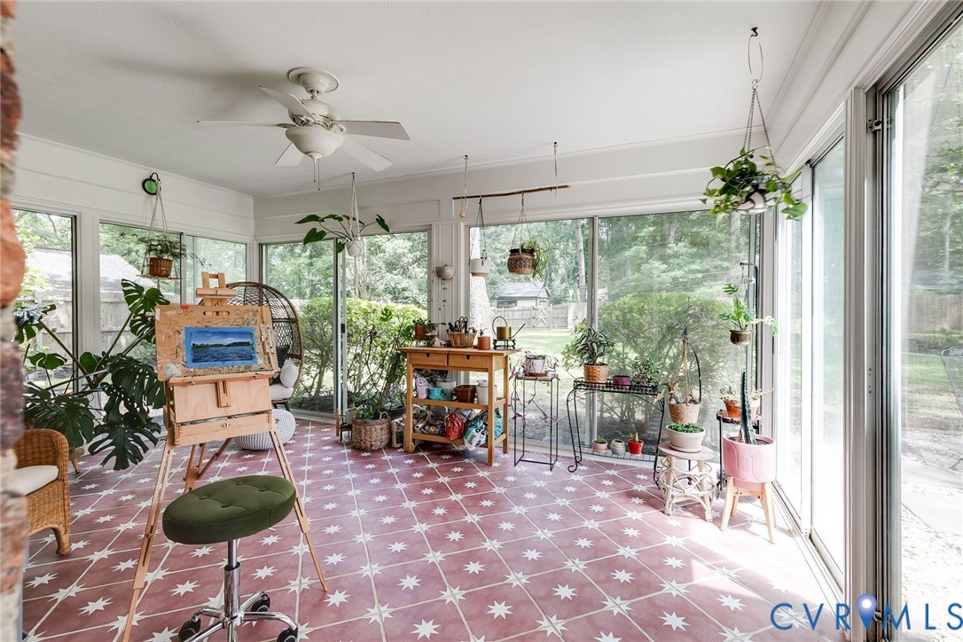 4021 Traylor Dr