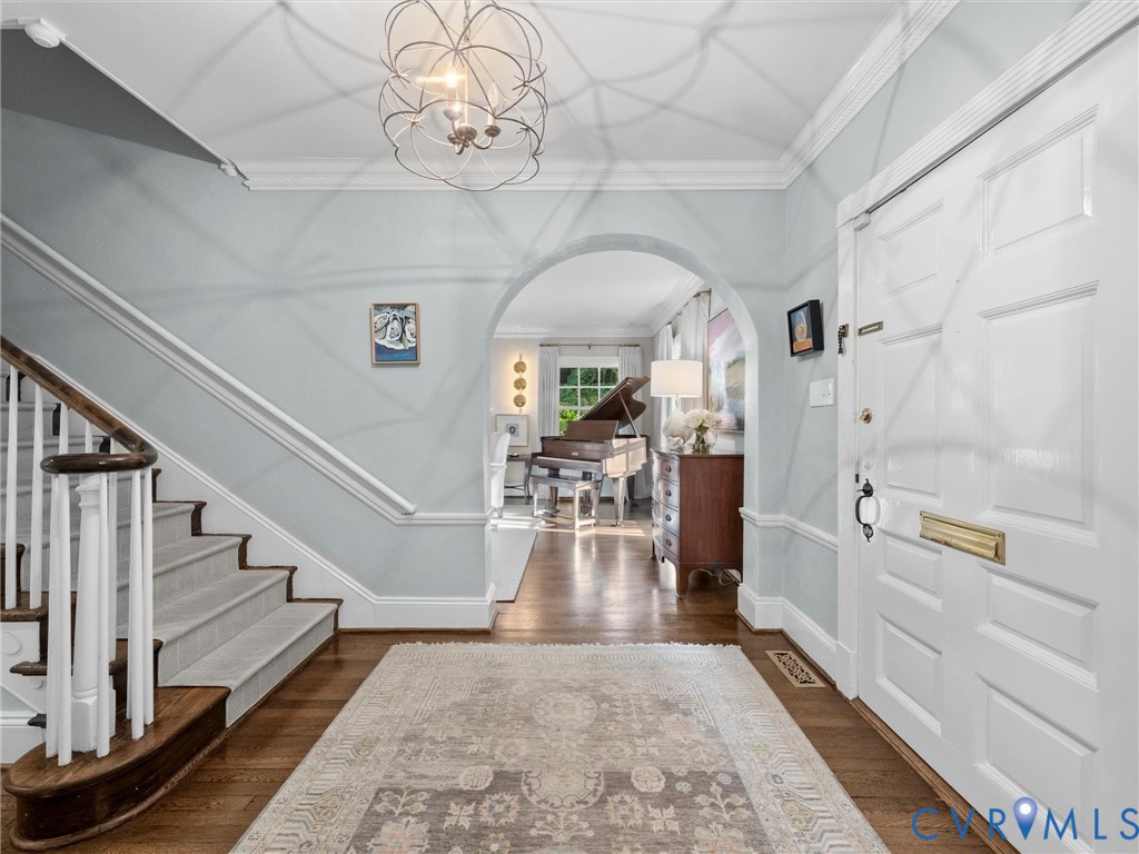 1 Greenway Ln