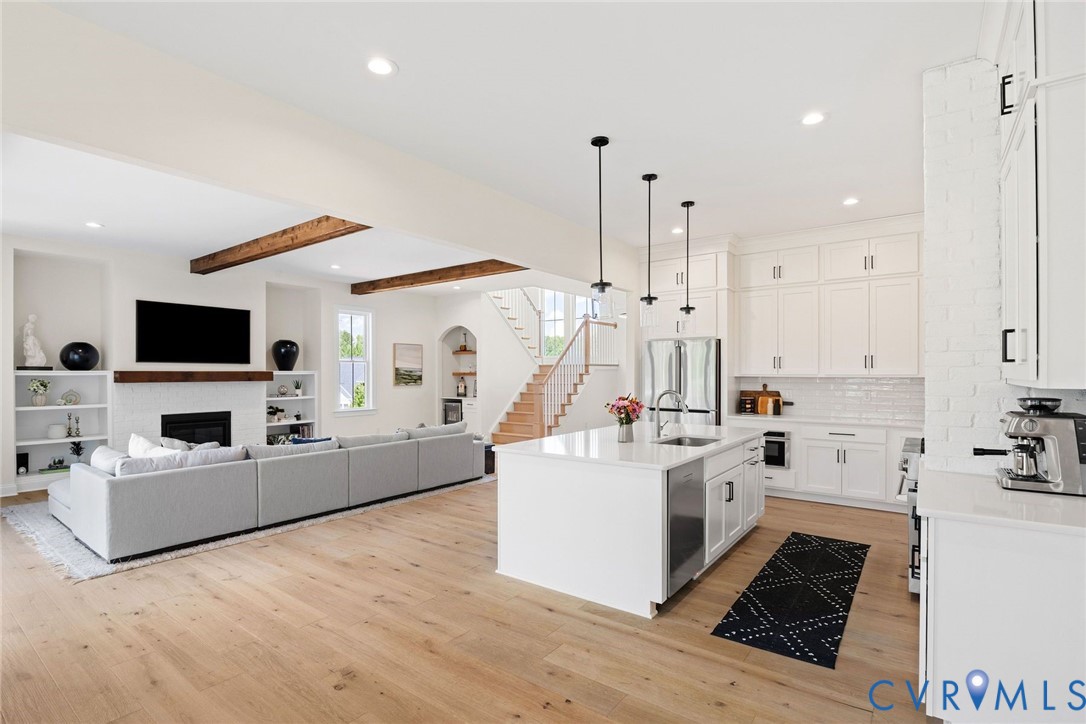 17701 Flossmoore Ct
