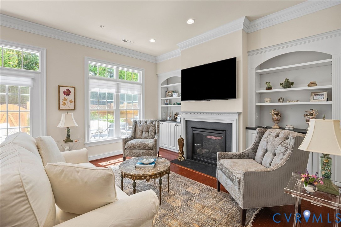 1123 Marney Ct