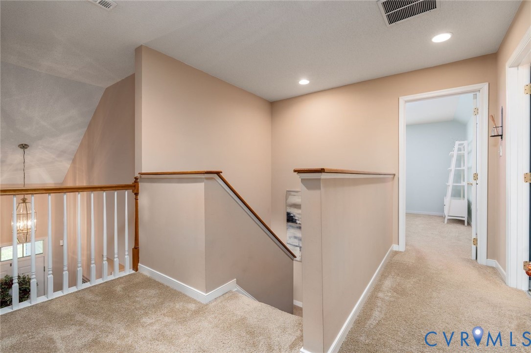 8701 Rockcrest Ct