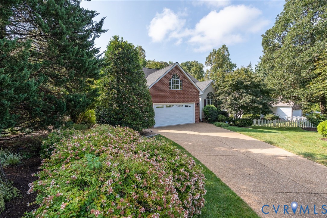 8701 Rockcrest Ct