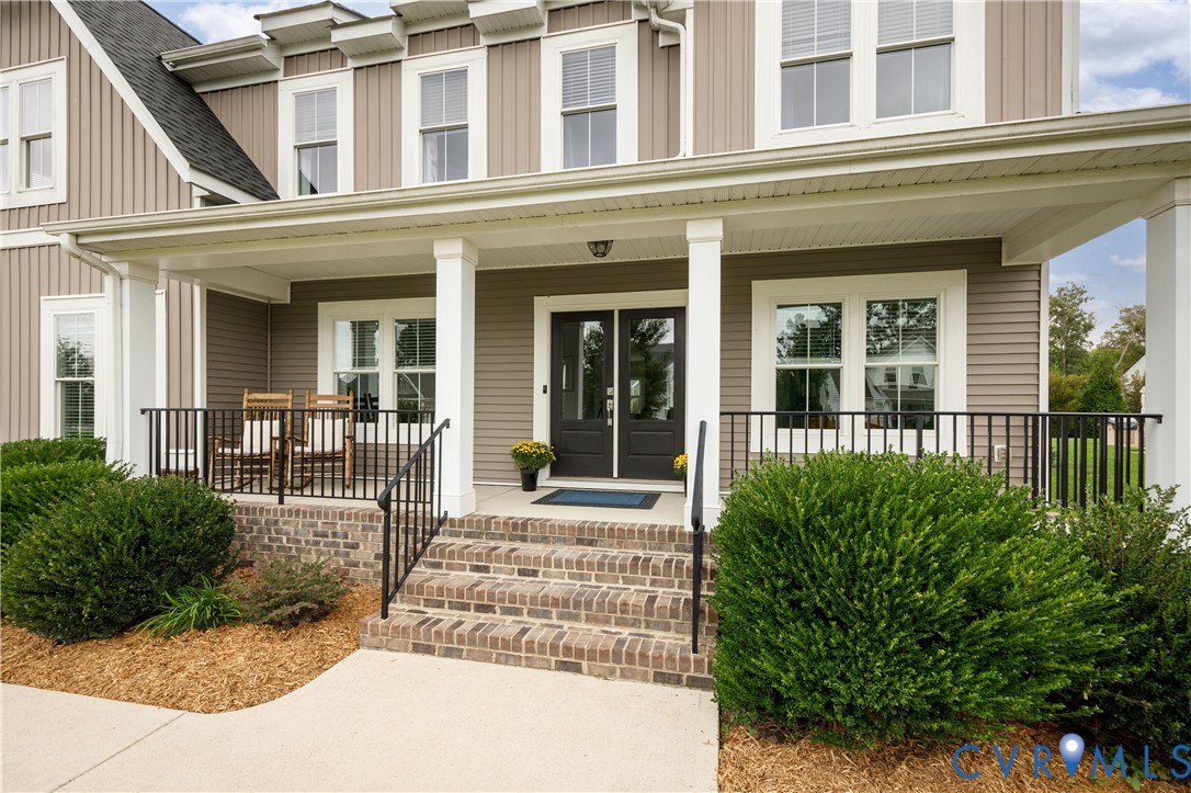 11913 Helmway Ct