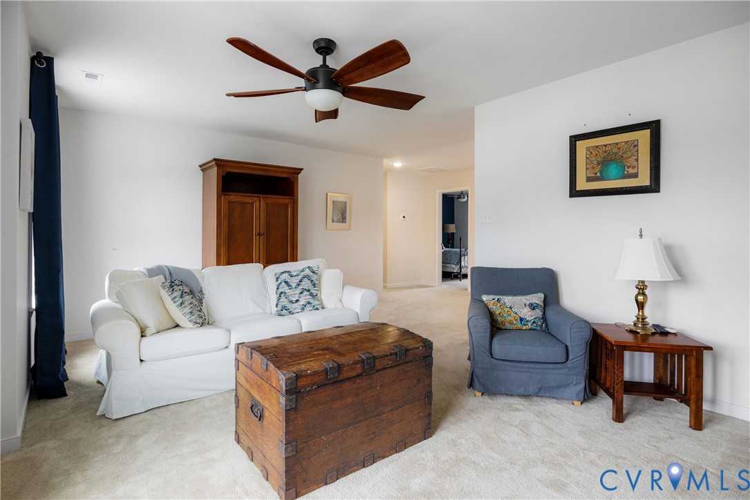 11913 Helmway Ct
