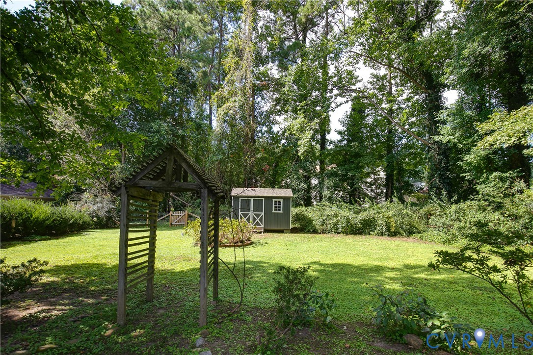 8718 Privet Dr