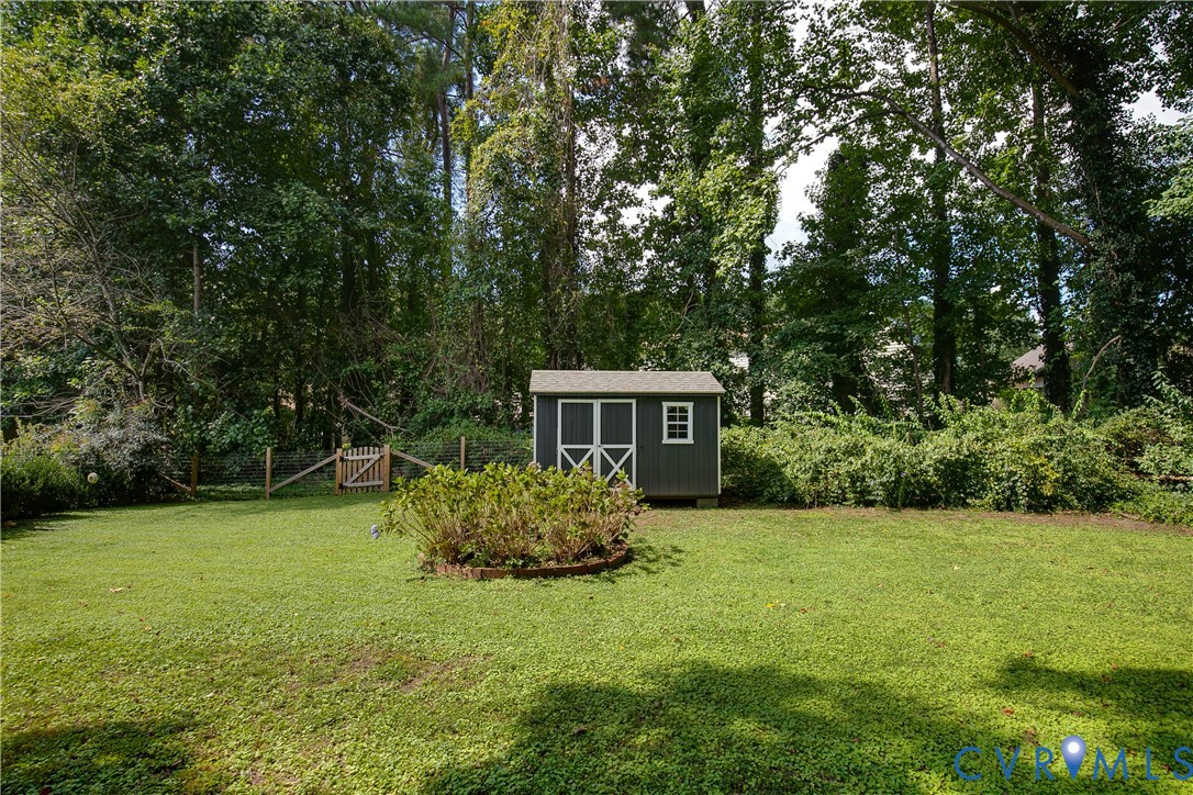 8718 Privet Dr