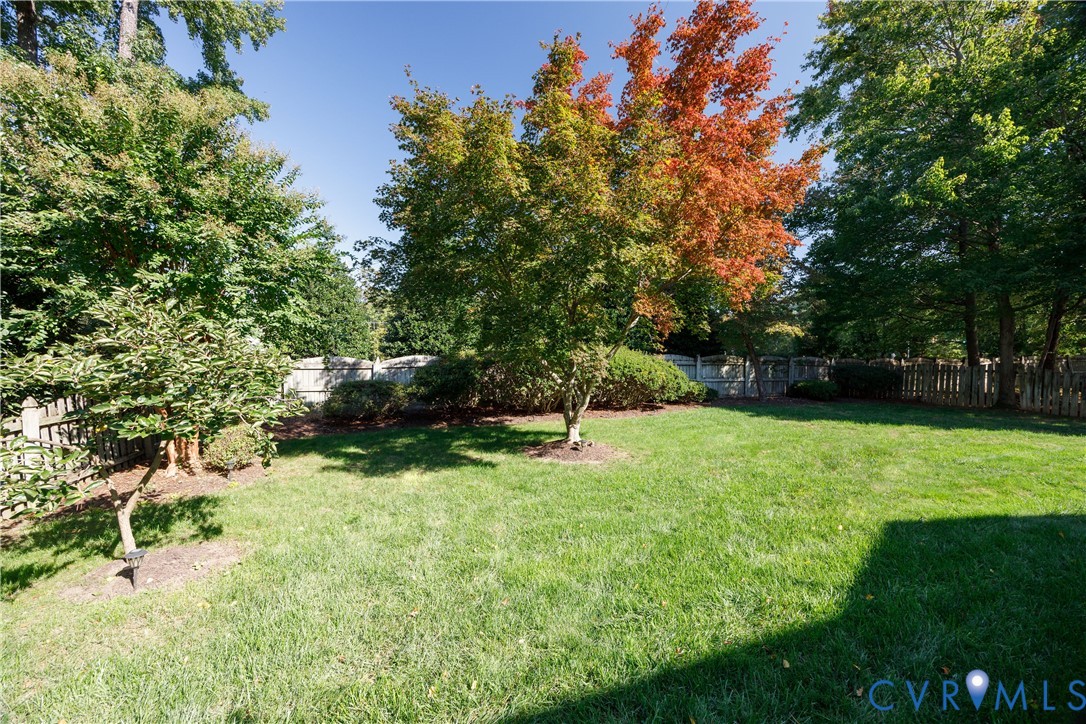 11812 Autumnwood Ct