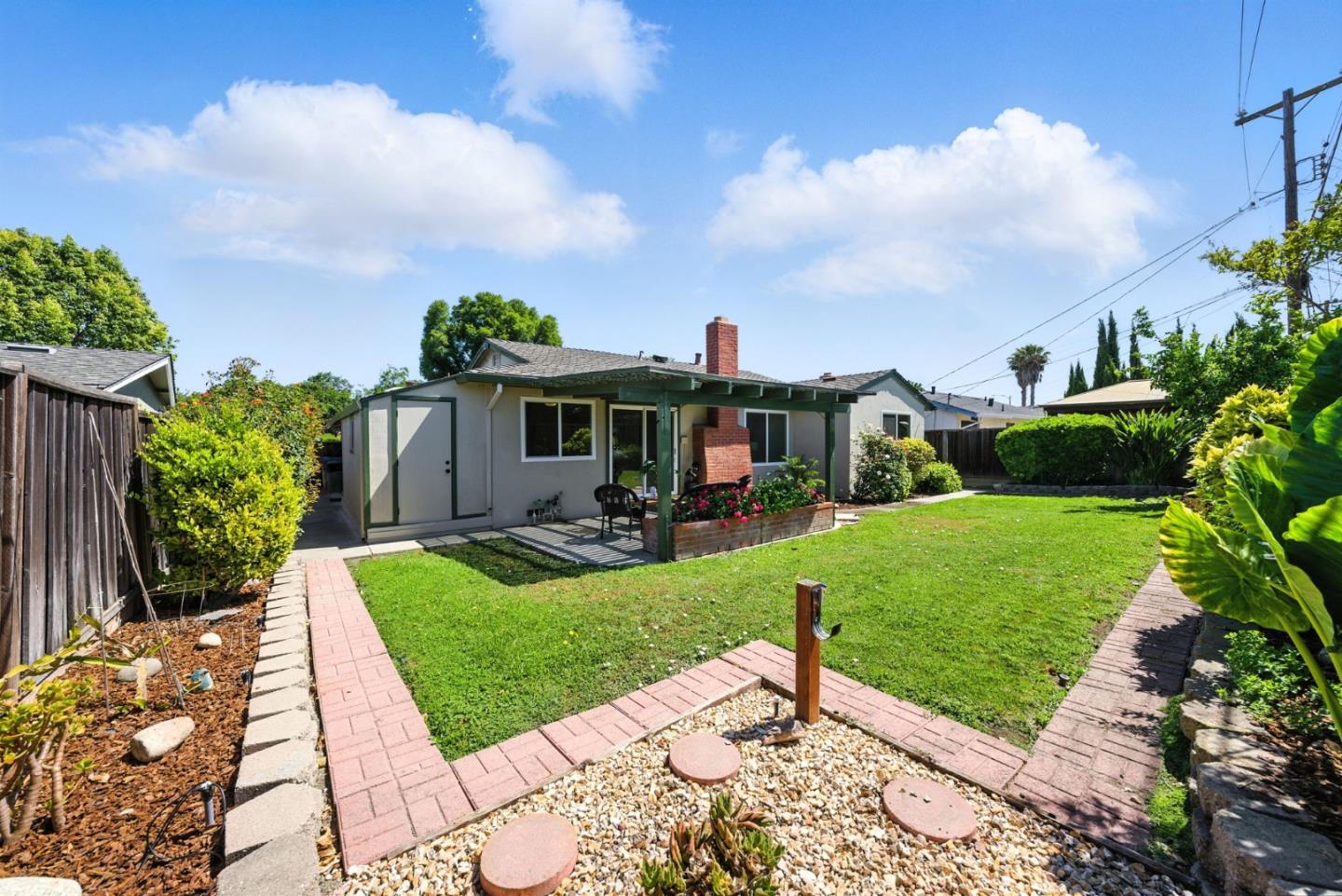 502 Sioux Lane