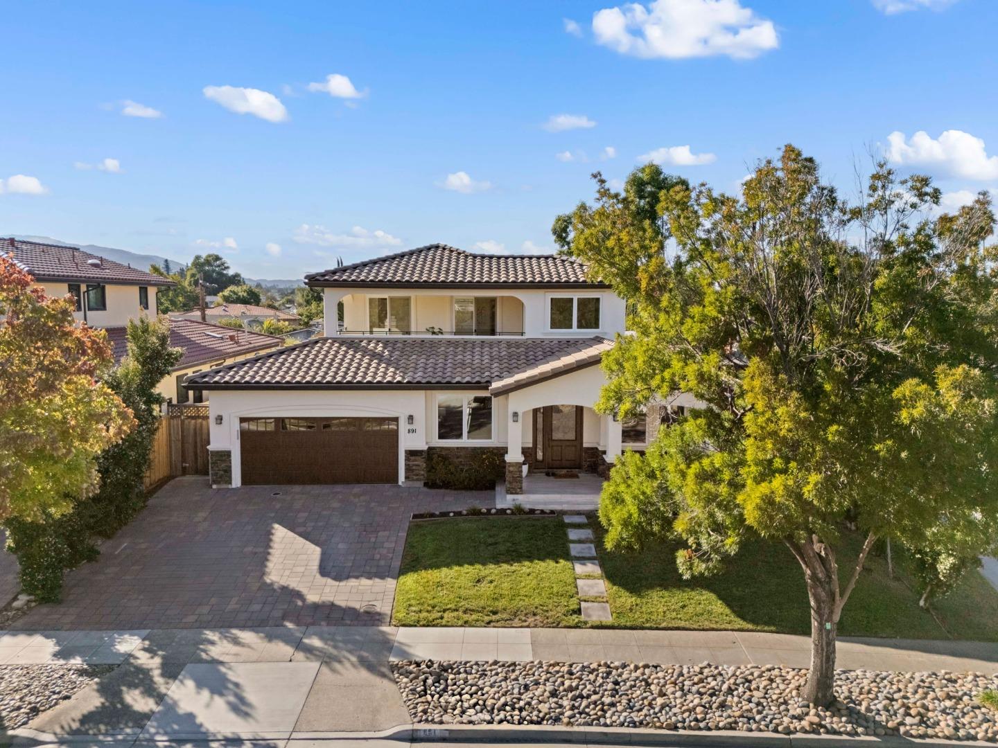 891 East Estates Drive