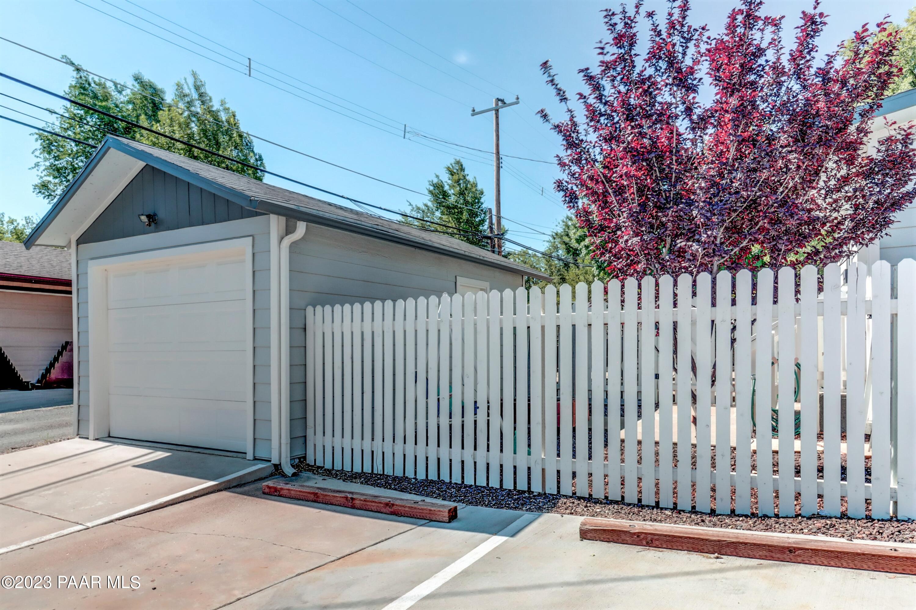 349 N Alarcon Street