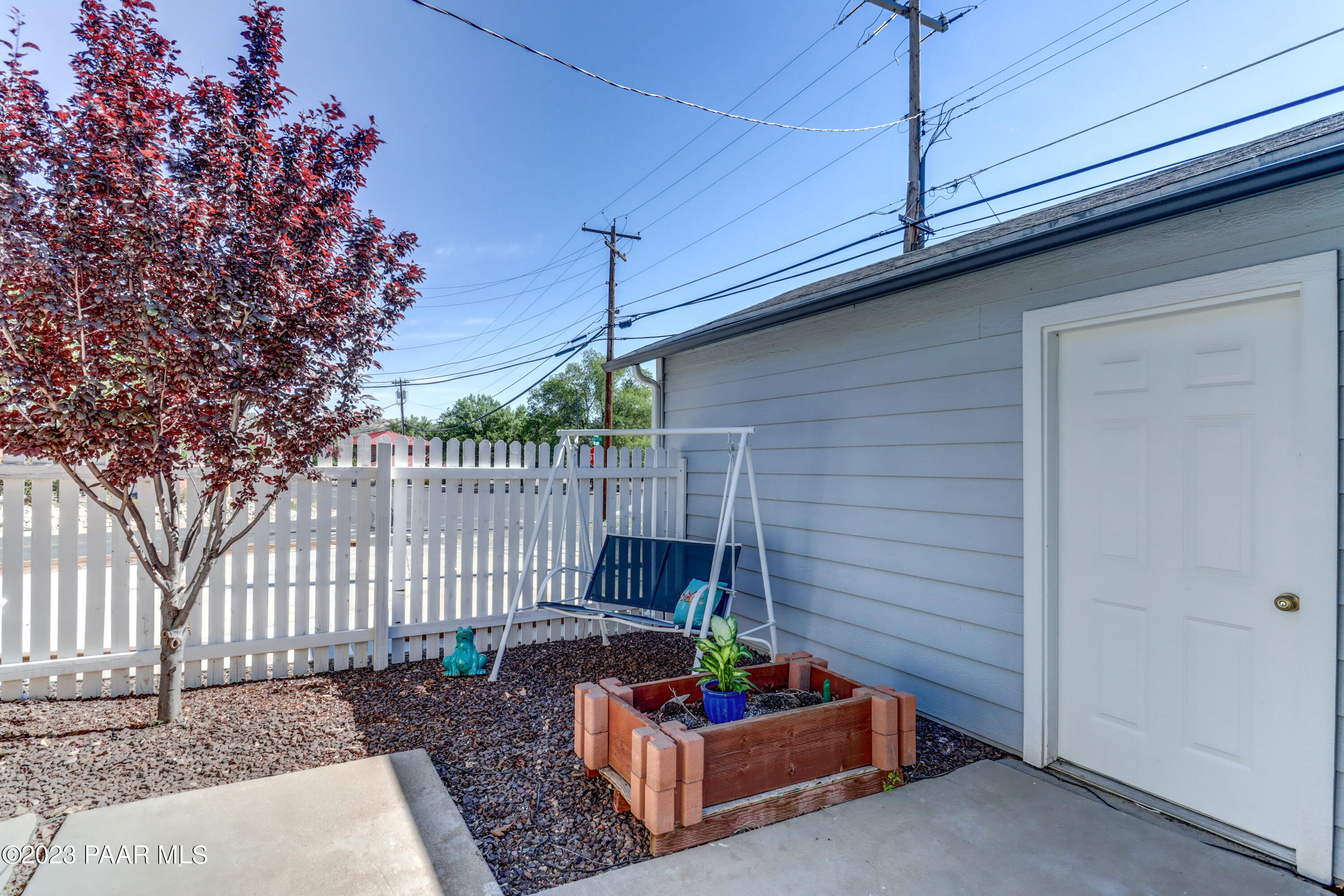 349 N Alarcon Street
