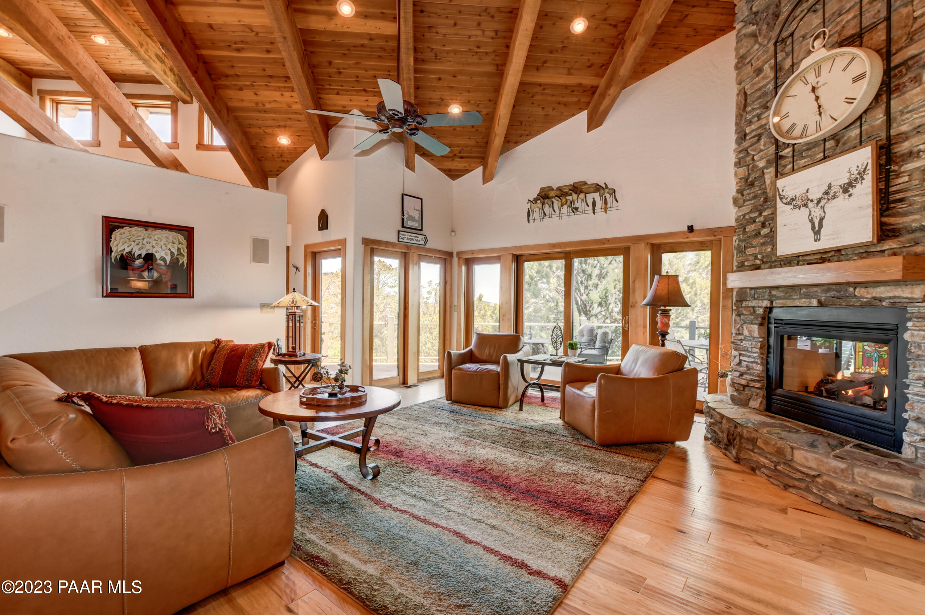 665 Woodridge Lane