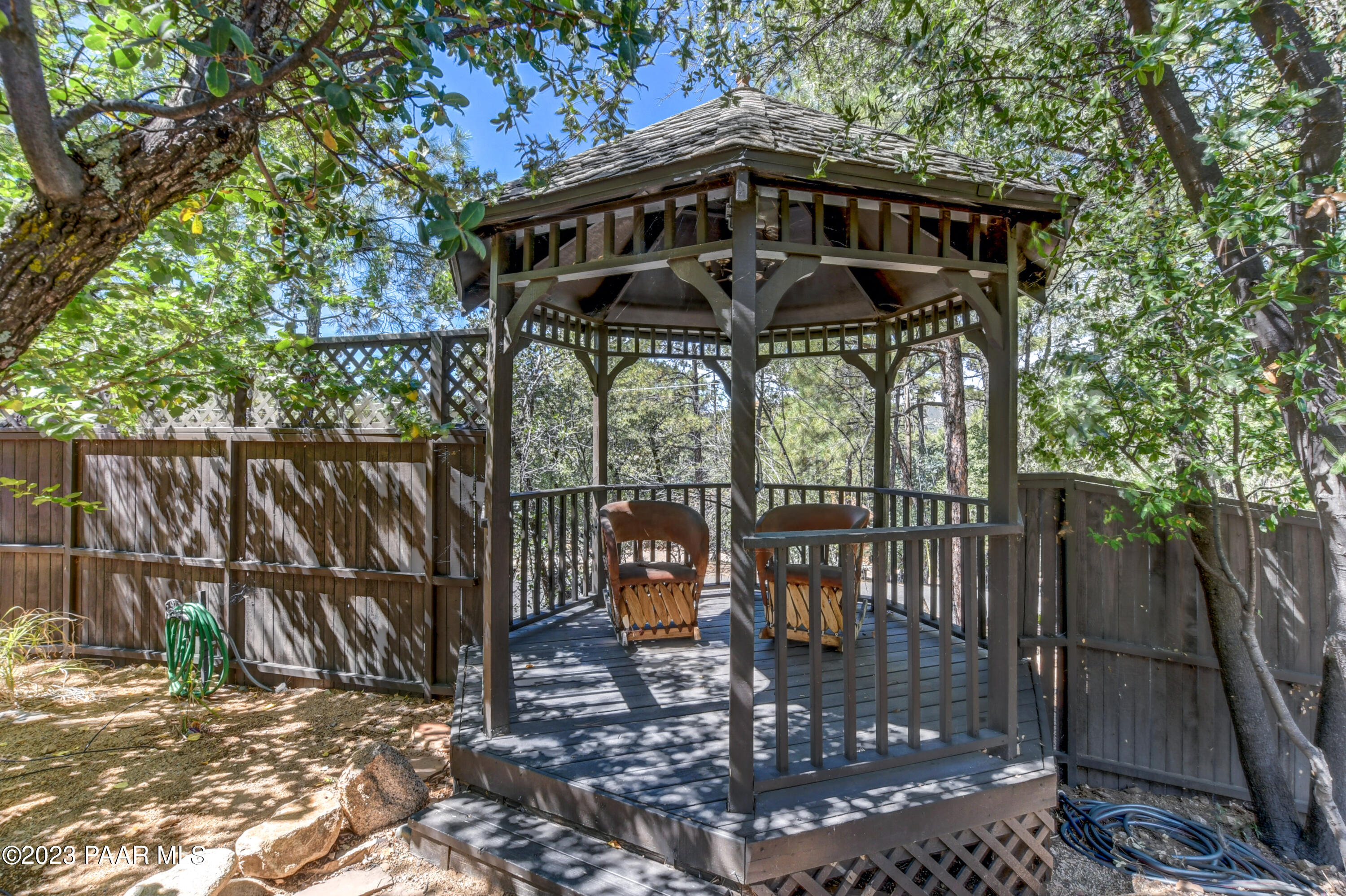 759 W Pine Knoll Drive