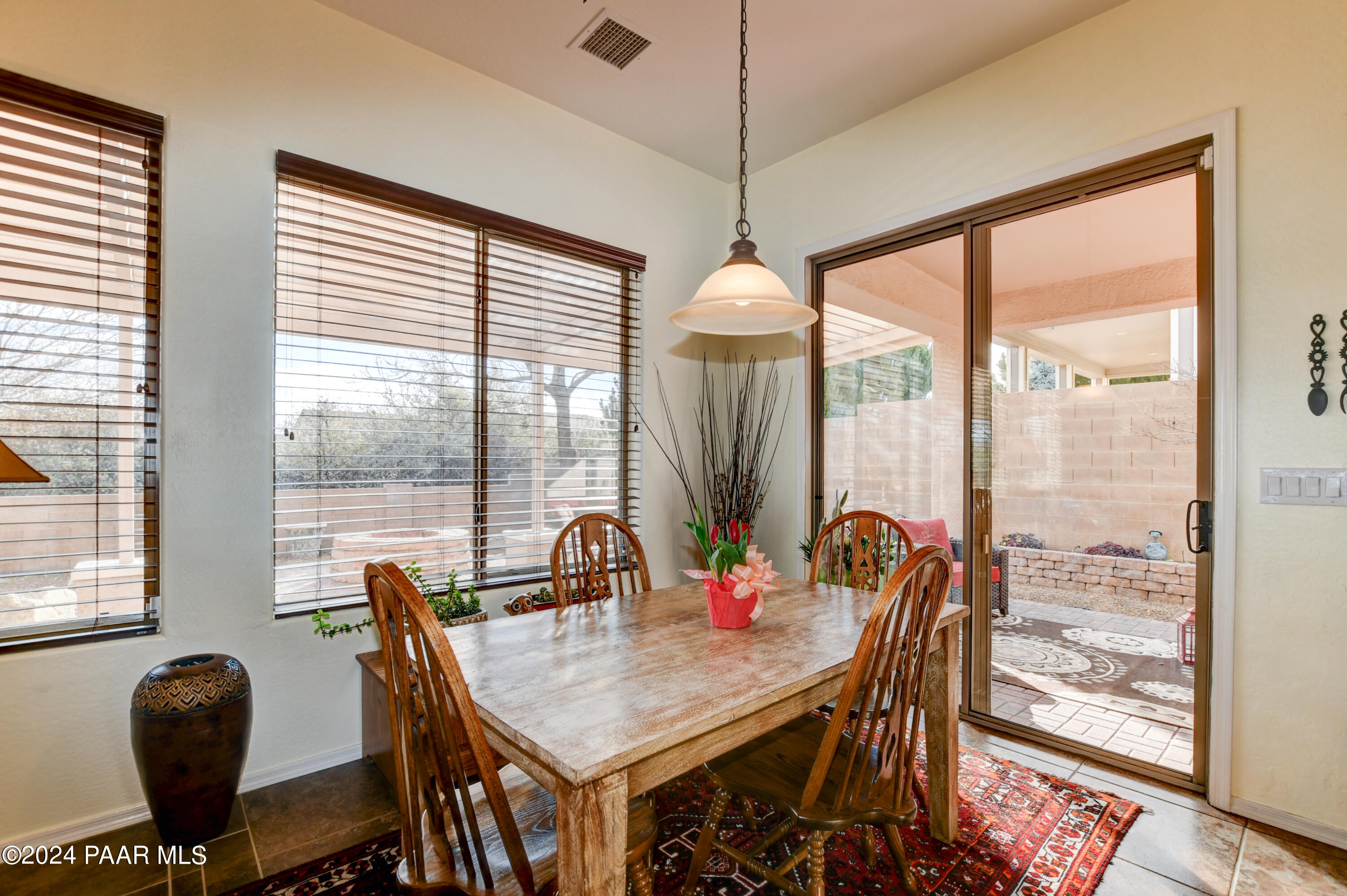 7590 E Traders Trail