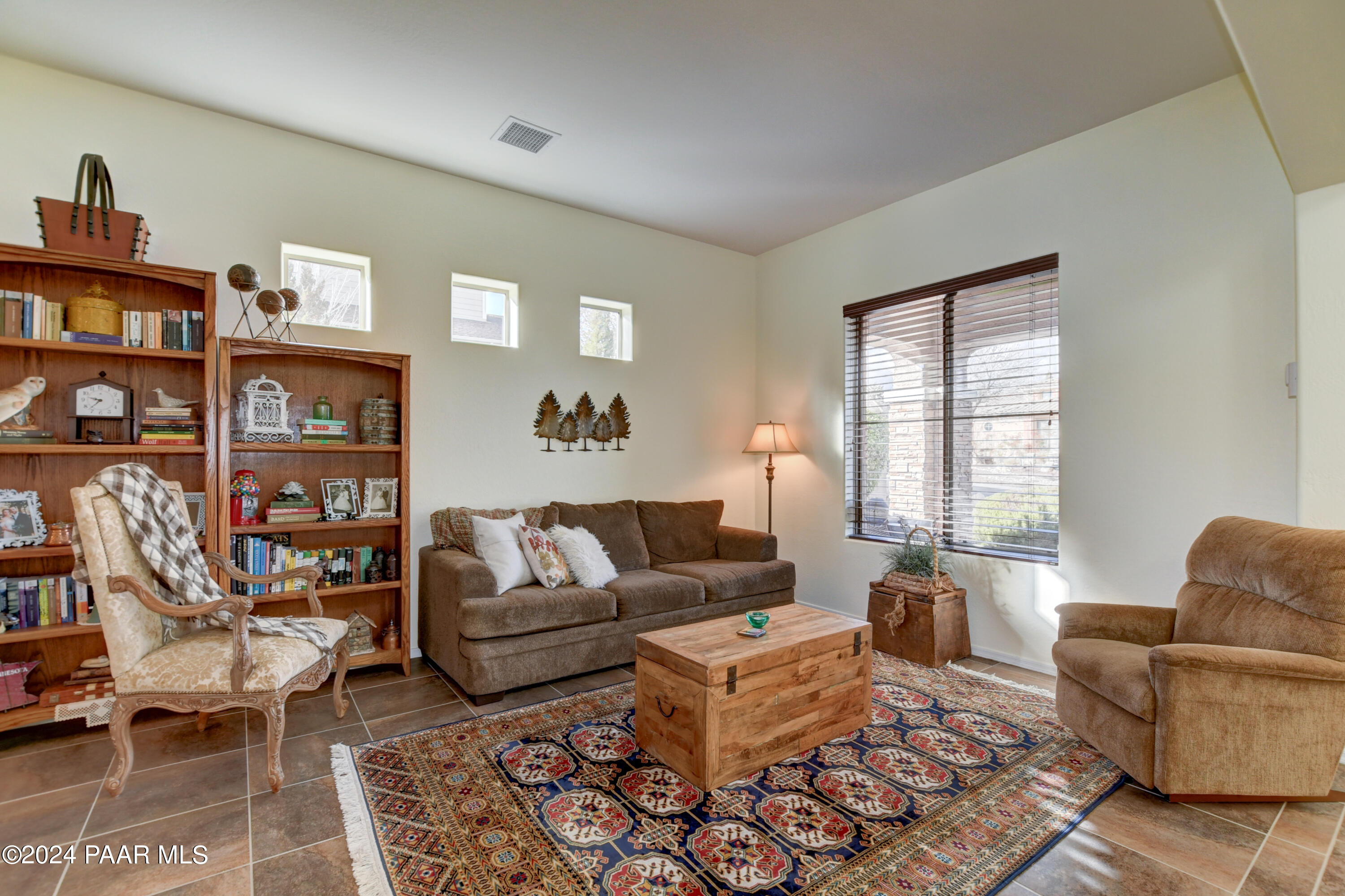 7590 E Traders Trail