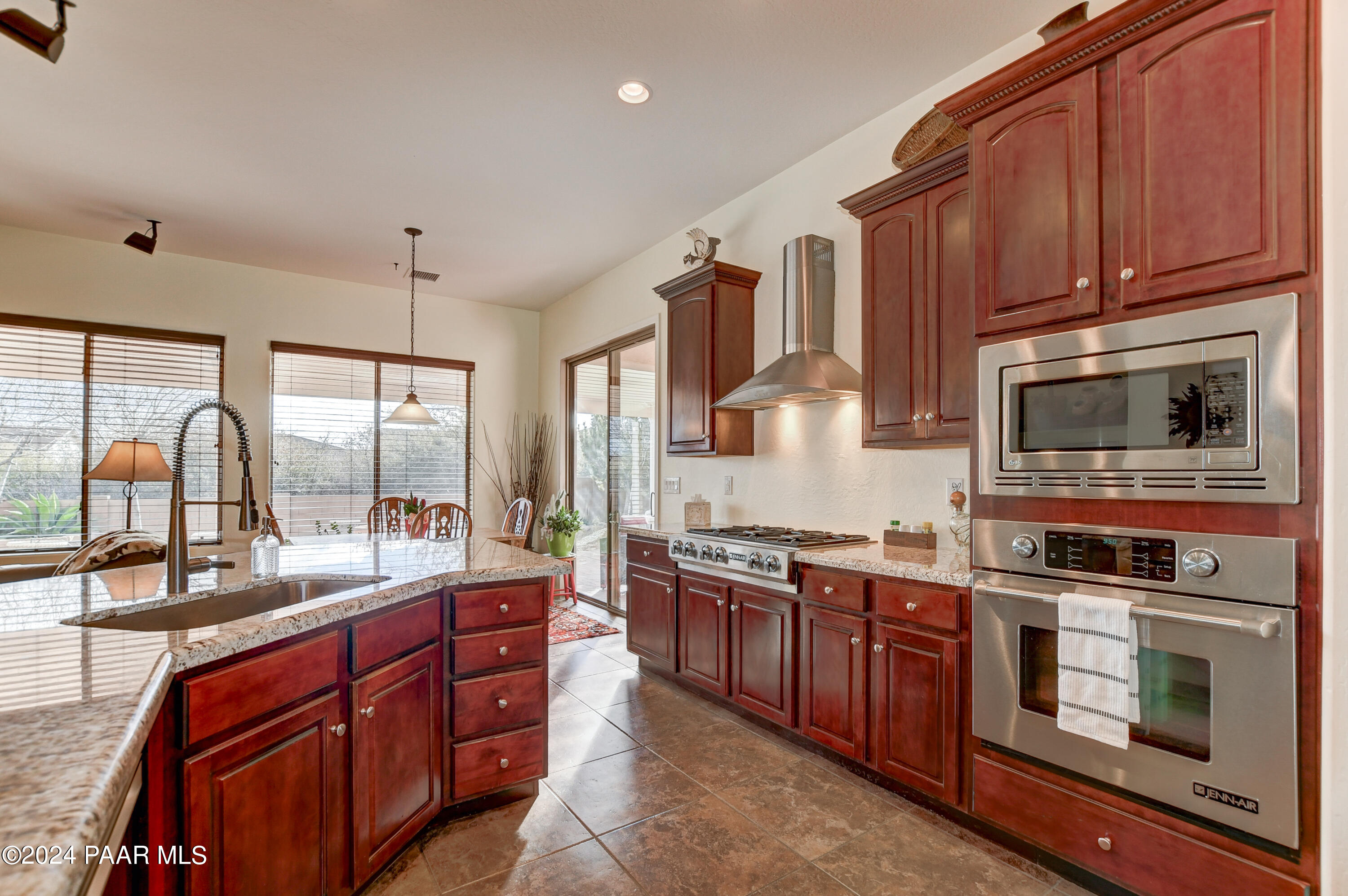 7590 E Traders Trail