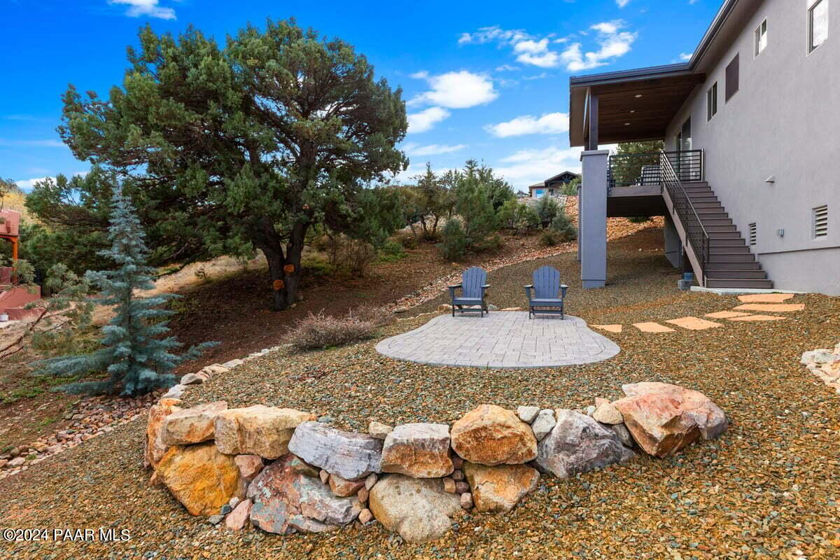 777 Tenney Lane