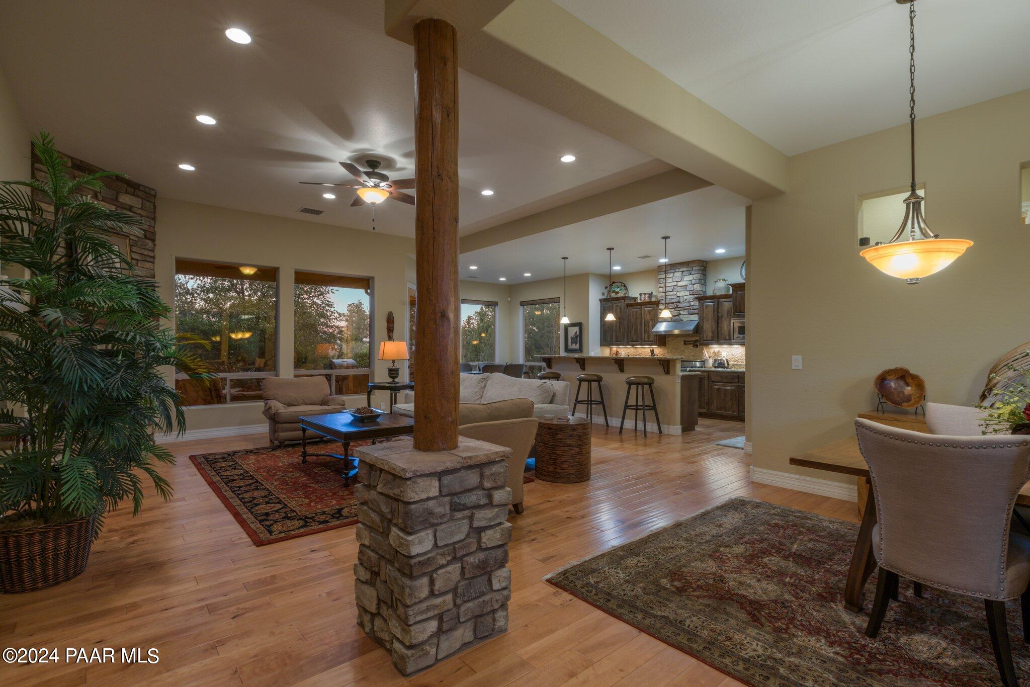 1640 Stoney Lane