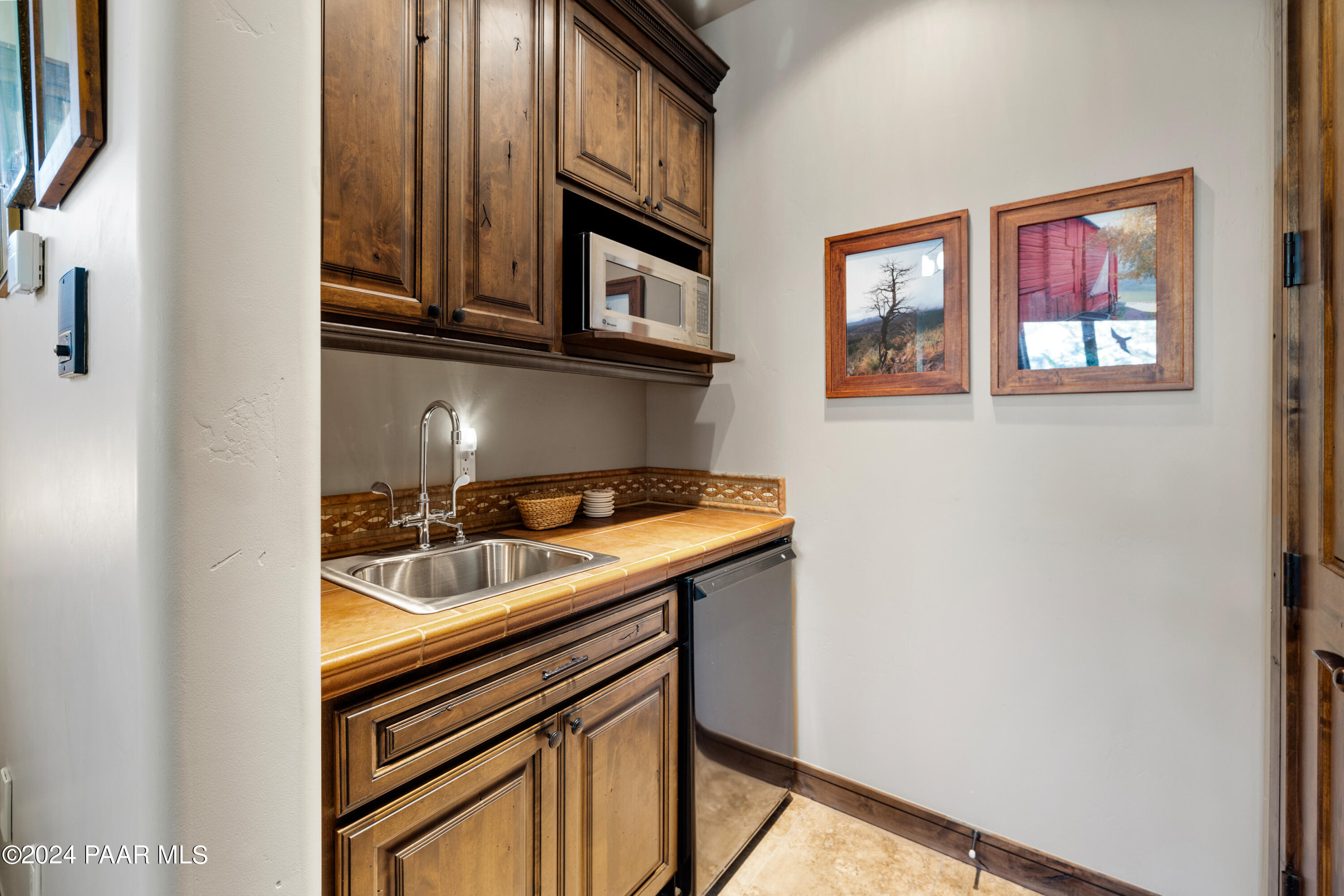 2236 Golf Club Lane